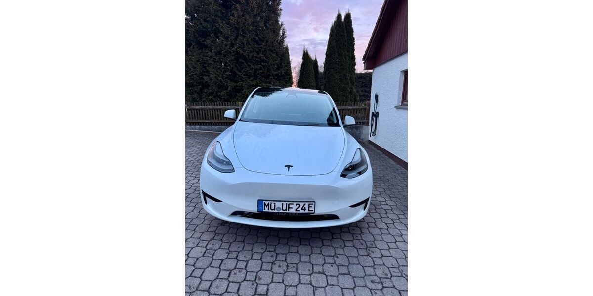 Tesla Model Y 39.826 km 35.100 &euro; Polling-Ehring 84570