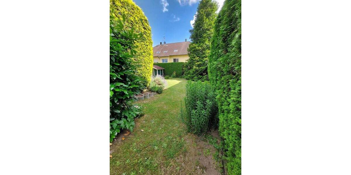 Mehrfamilienhaus, Wohnhaus Cadolzburg - 9 Zimmer, 245 m&sup2;, 659.000&euro; | Angebot:25143118