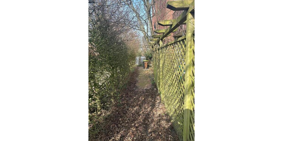 Reihenhaus Ganderkesee - 4 Zimmer, 140 m&sup2;, 320.000&euro; | Angebot:25993040