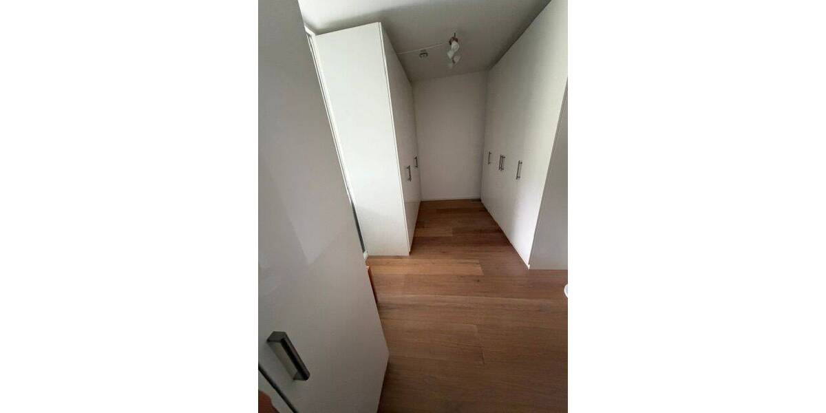 Einfamilienhaus Bad Aibling - 6 Zimmer, 210 m&sup2;, 3.250&euro; | Angebot:26851589