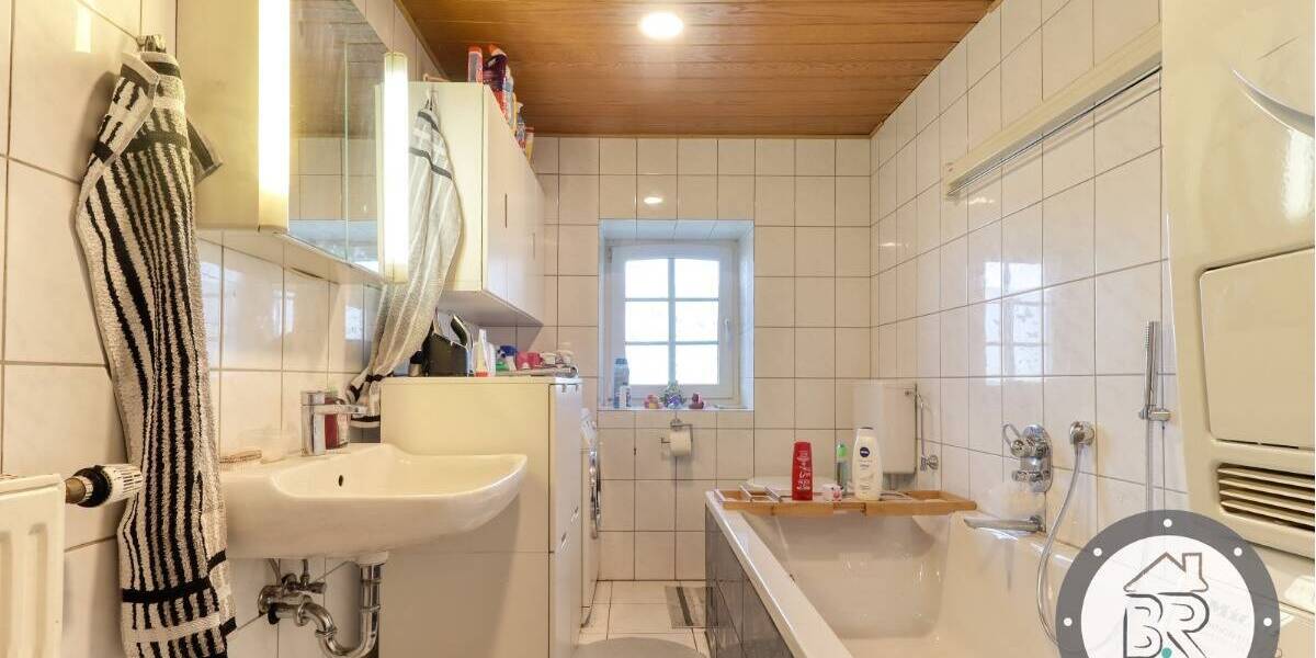 Einfamilienhaus Loxstedt Donnern - 8 Zimmer, 213 m&sup2;, 375.000&euro; | Angebot:26117427