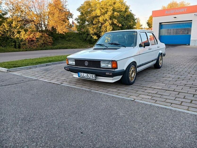 VW Jetta 171.000 km 11.000 € Buch 89290