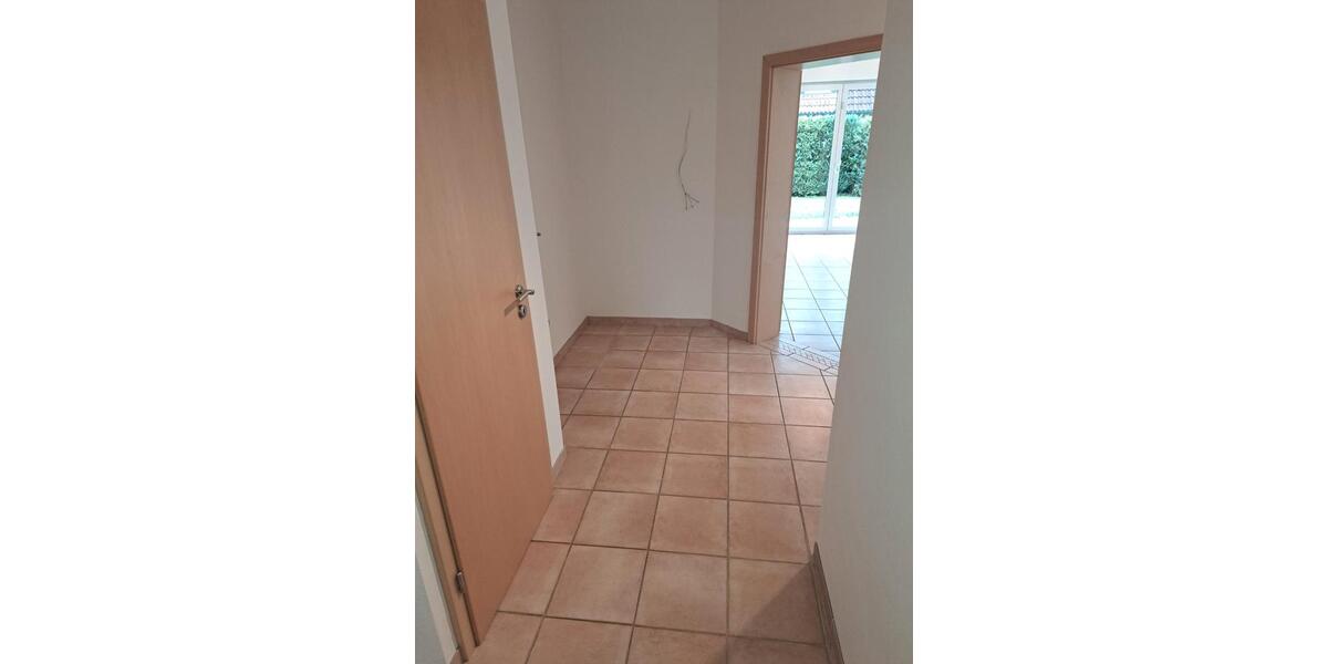 Einfamilienhaus Gunzenhausen - 5 Zimmer, 135 m&sup2;, 1.500&euro; | Angebot:26317362