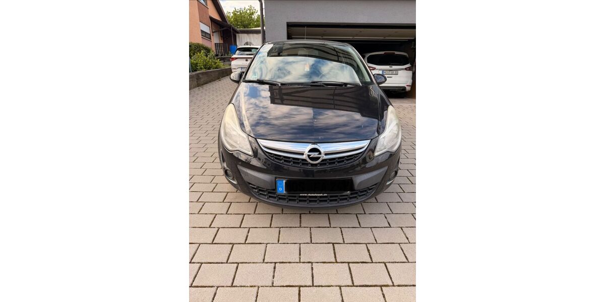 Opel Corsa 196.300 km 2.450 &euro; Hüffenhardt 74928