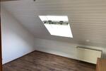 Dachgeschoßwohnung Remscheid Reinshagen - 2 Zimmer, 64 m&sup2;, 90.000&euro; | Angebot:27425719