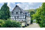 Mehrfamilienhaus, Wohnhaus Lennestadt / Bonzel Bonzel - 1 Zimmer, 337 m&sup2;, 299.000&euro; | Angebot:25736033