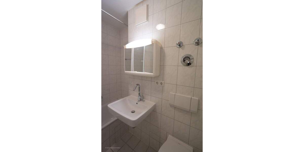 Etagenwohnung Unterhaching - 2 Zimmer, 49 m&sup2;, 925&euro; | Angebot:24765790