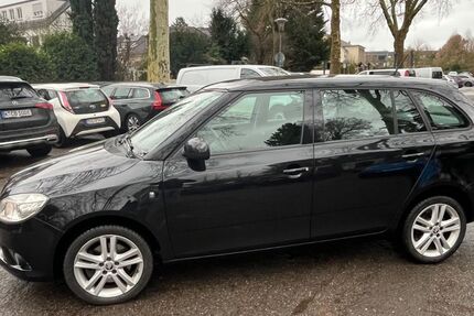 Skoda Fabia 110.000 km 6.999 &euro; Köln 50858