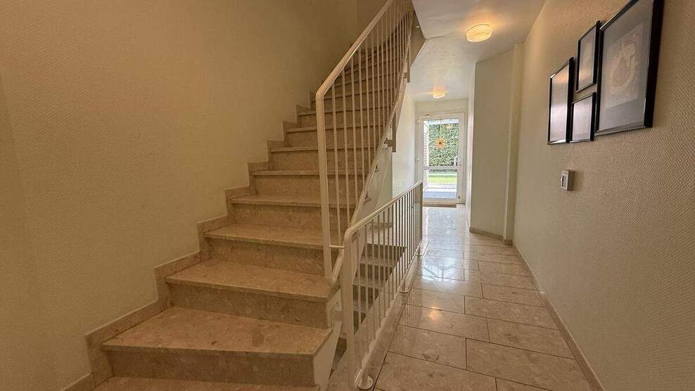 *** Attraktive Erdgeschosswohnung mit Wintergarten*** 2 zimmer