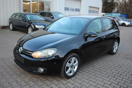VW Golf 121.000 km 4.999 &euro; Elbe-Parey OT Parey 39317