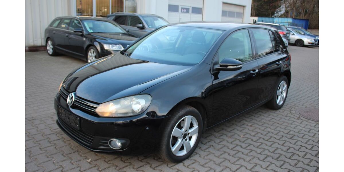 VW Golf 121.000 km 4.999 &euro; Elbe-Parey OT Parey 39317