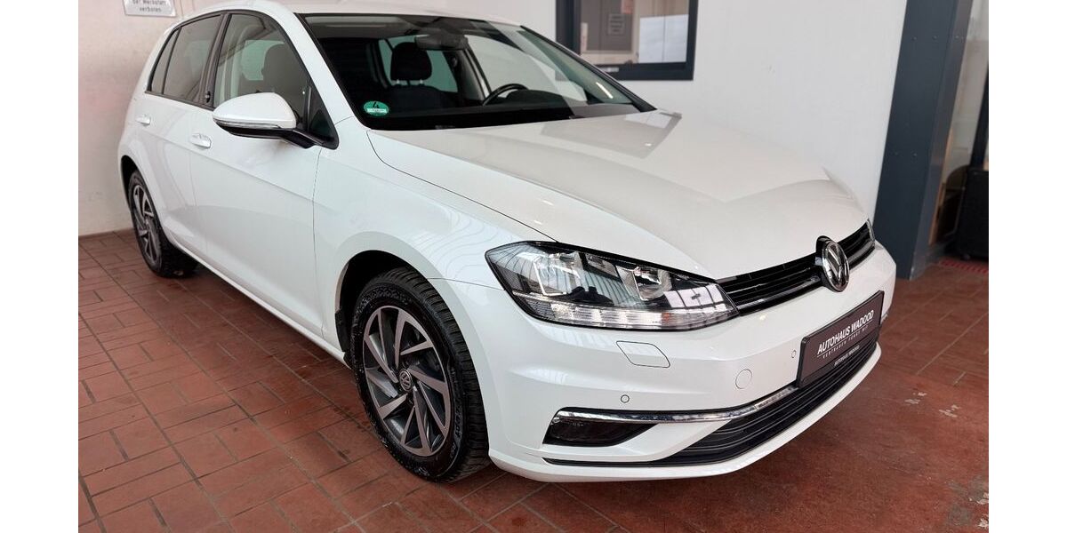VW Golf 133.166 km 11.990 &euro; Henstedt-Ulzburg (bei Hamburg) 24558