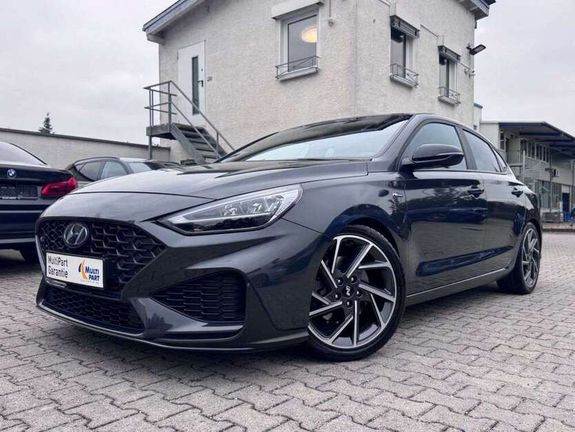 Hyundai i30 49.700 km 18.999 € Göppingen 73033