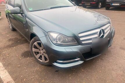 Mercedes C 220