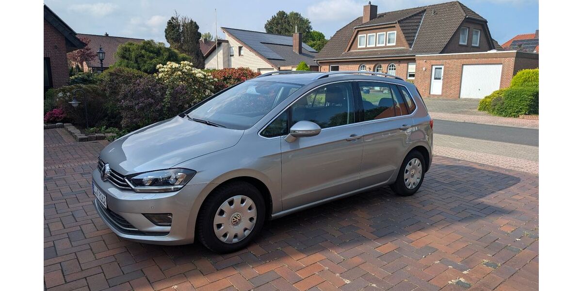 VW Golf Sportsvan 67.000 km 14.700 &euro; Heede 26892