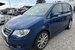 VW Touran 1.4 TSI DSG R-Line Highline Xenon Navi PDC 143.500 km 6.500 &euro; Altdorf 84032