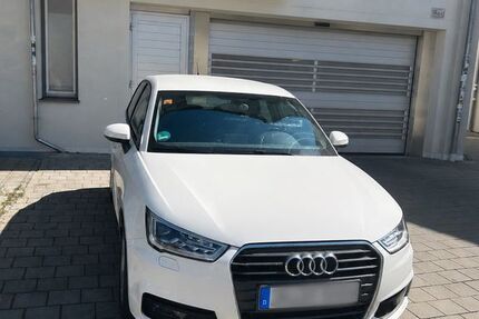 Audi A1 42.233 km 14.999 &euro; Ingolstadt 85049