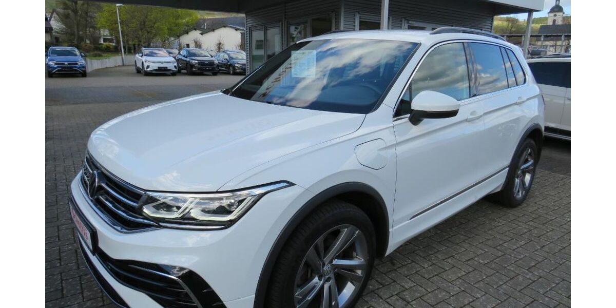 VW Tiguan 66.744 km 29.580 &euro; Mehring 54346