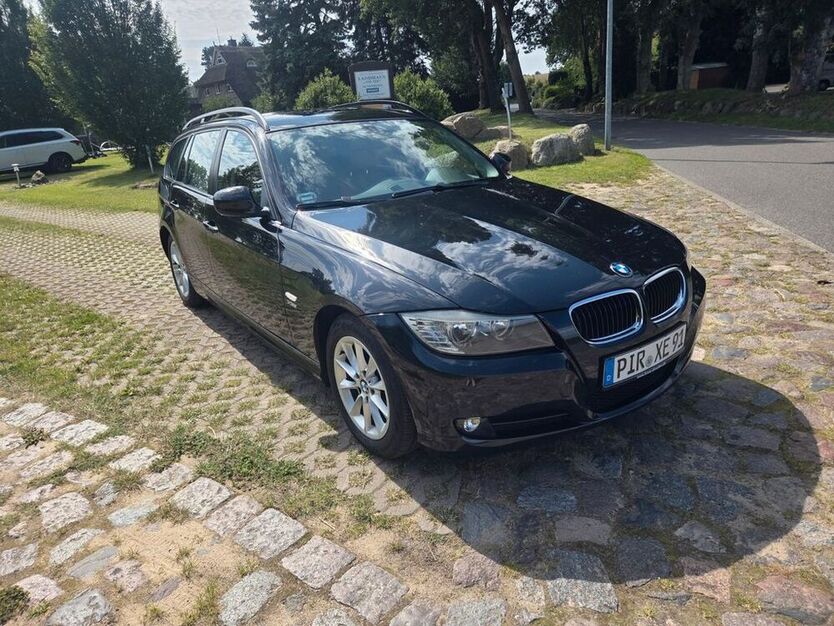 320