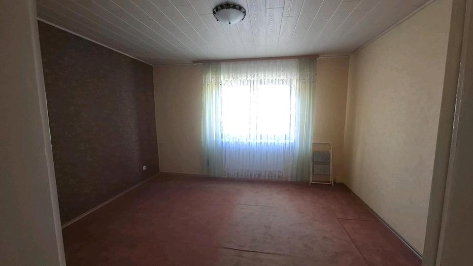 Reihenhaus Beckingen - 7 Zimmer, 140 m&sup2;, 120.000&euro; | Angebot:26884832