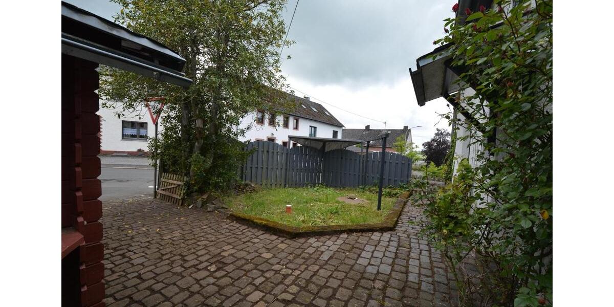 Einfamilienhaus Gerolstein - 7 Zimmer, 128 m&sup2;, 139.000&euro; | Angebot:27148210