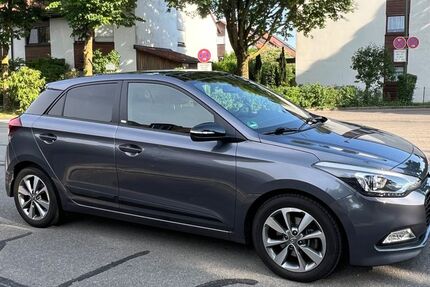 Hyundai i20 93.580 km 10.490 &euro; Erding 85435