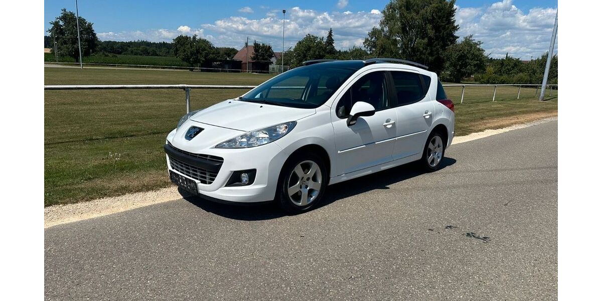 Peugeot 207 92.000 km 5.200 &euro; Bad Saulgau 88348