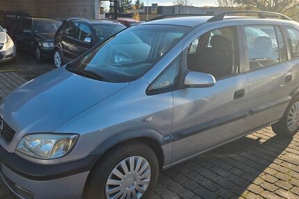 Opel Zafira 200.000 km 1.900 € Randersacker 97236