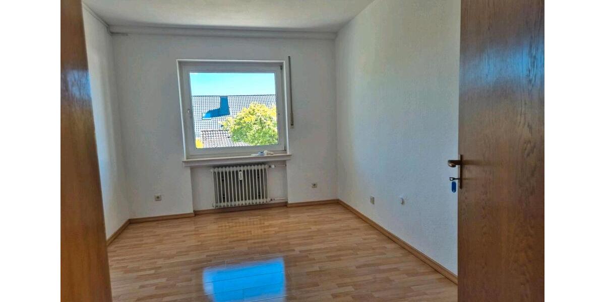 Etagenwohnung Marsberg - 3 Zimmer, 105 m&sup2;, 590&euro; | Angebot:26367858