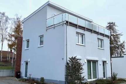 Haus zum Kaufen in Schwerin 498.000 € 164.25 m² 6 zimmer