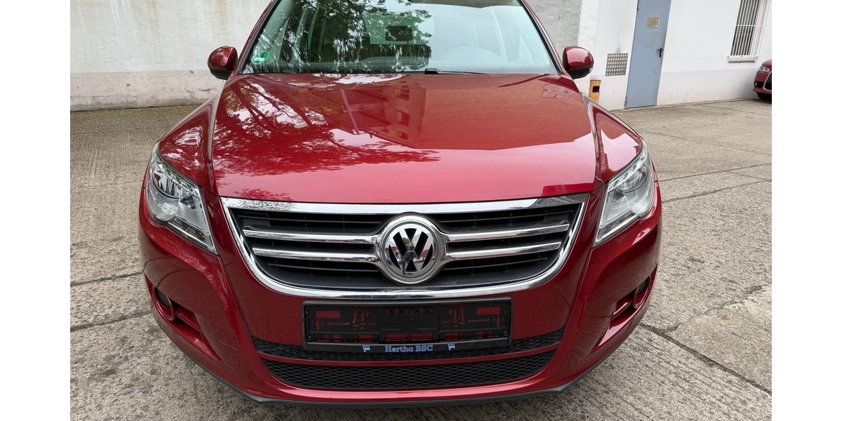 VW Tiguan Trend & Fun BlueM. 1.Hand Navi Scheckheft 97.567 km 7.800 &euro; Berlin 10247