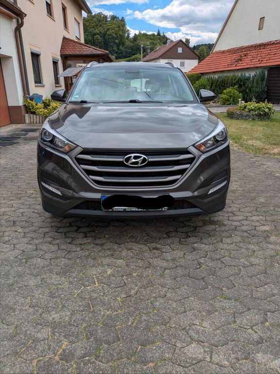 Hyundai TUCSON 78.000 km 14.500 € Lonsee 89173