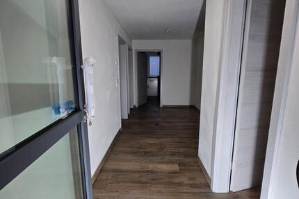 Wohnung Hellenthal - 2 Zimmer, 100 m&sup2;, 1.080&euro; | Angebot:26161737