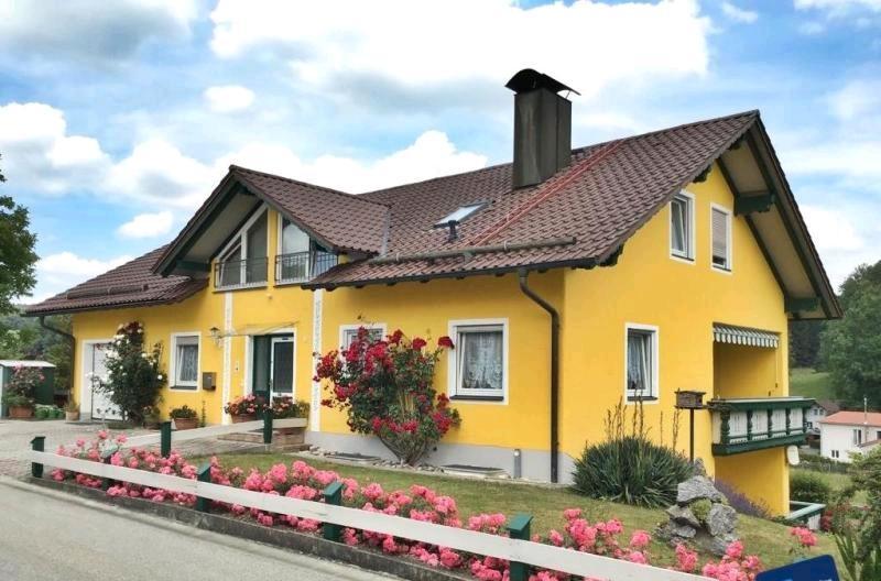 Dachgeschoßwohnung Ortenburg - 2.5 Zimmer, 63 m&sup2;, 520&euro; | Angebot:25572148