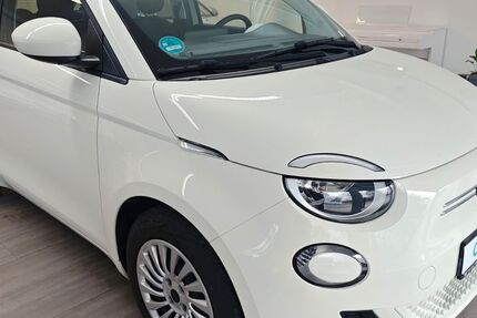 Fiat 500e 29.000 km 14.590 &euro; Fürstenfeldbruck 82256