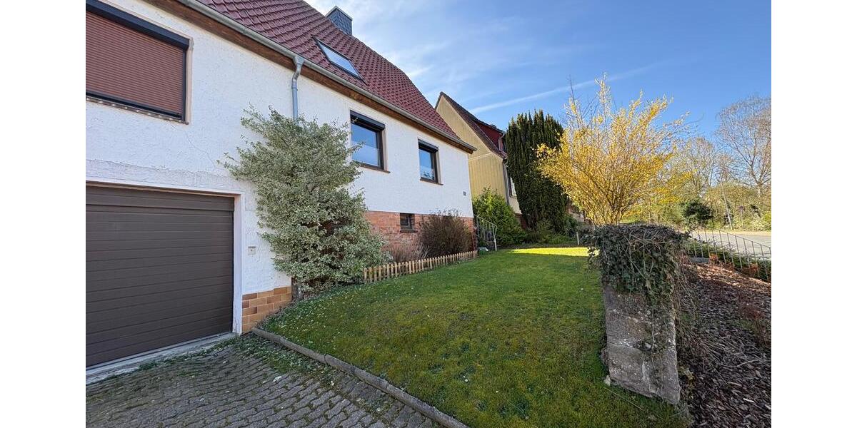 Einfamilienhaus Bad Salzdetfurth - 7 Zimmer, 125 m&sup2;, 290.000&euro; | Angebot:26322127