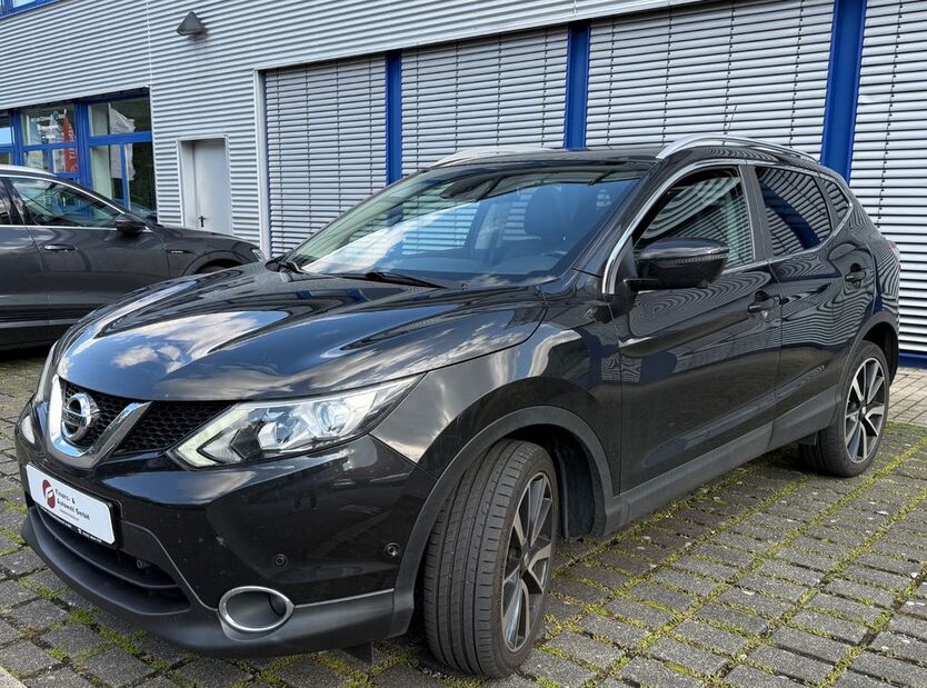 Nissan Qashqai 130.000 km 12.990 € Mosbach 74821