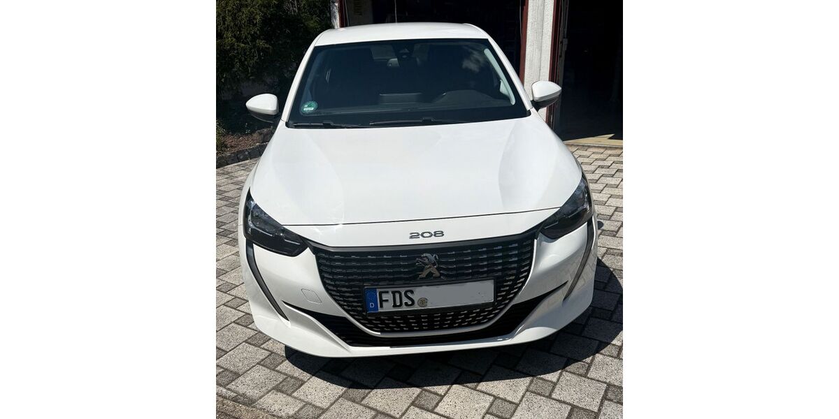 Peugeot 208 43.500 km 12.200 &euro; Freudenstadt 72250