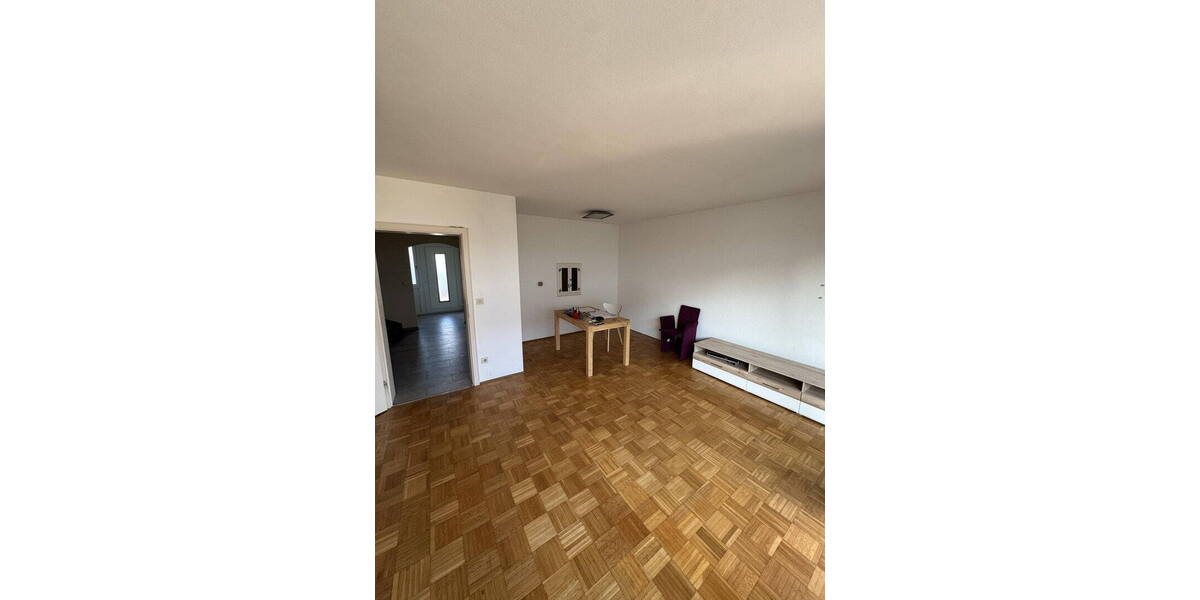Reihenmittelhaus Augsburg Lechhausen - 5 Zimmer, 130 m&sup2;, 520.000&euro; | Angebot:26057610