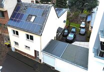 Modernes Einfamilienhaus mit großem Garten - perfekt für die ganze Familie!