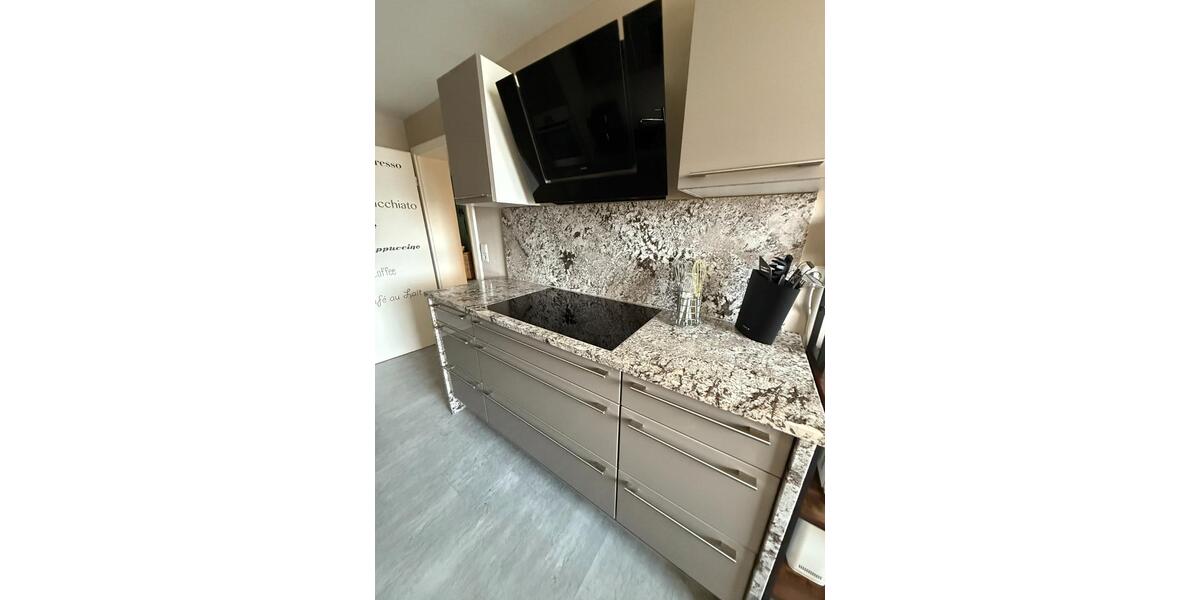 Etagenwohnung Singen (Hohentwiel) - 3.5 Zimmer, 88 m&sup2;, 279.000&euro; | Angebot:26987295