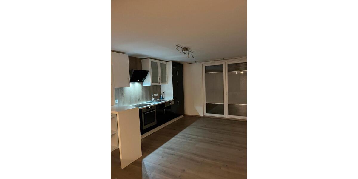 Erdgeschoßwohnung Nördlingen - 3 Zimmer, 98 m&sup2;, 1.050&euro; | Angebot:25414086