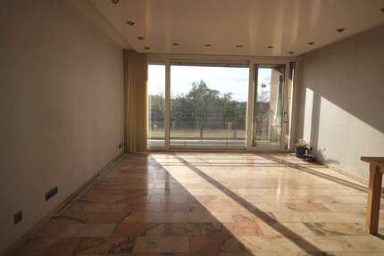 Wohnung zum Kaufen in Krefeld 198.000 € 83 m² 2 zimmer