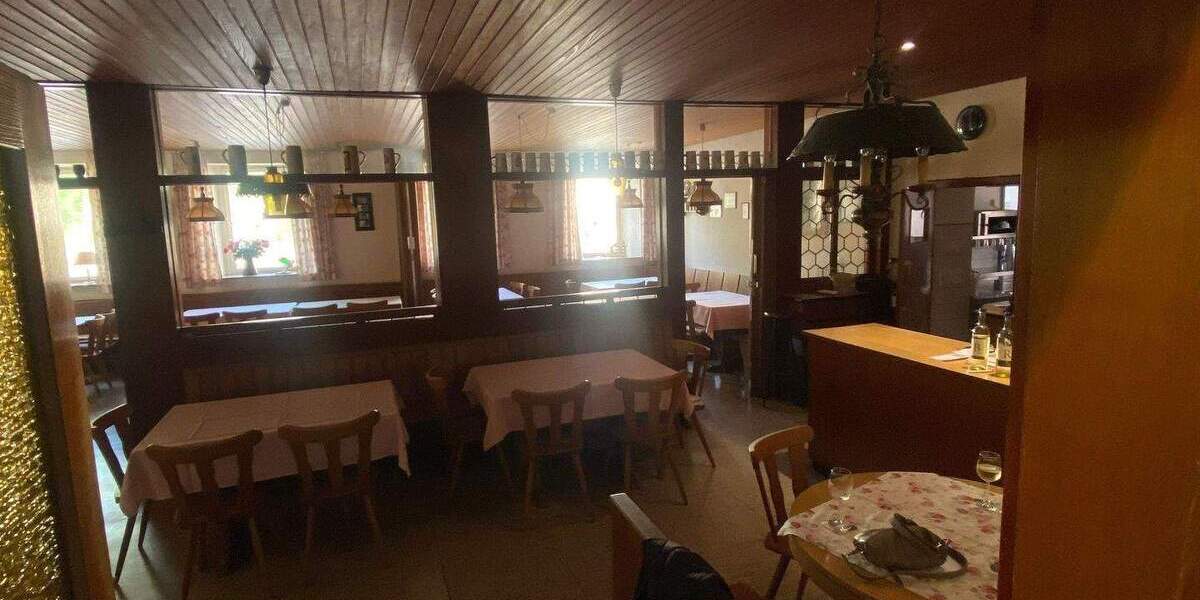 Mehrfamilienhaus, Wohnhaus Volkach - 9 Zimmer, 415.000&euro; | Angebot:25771720