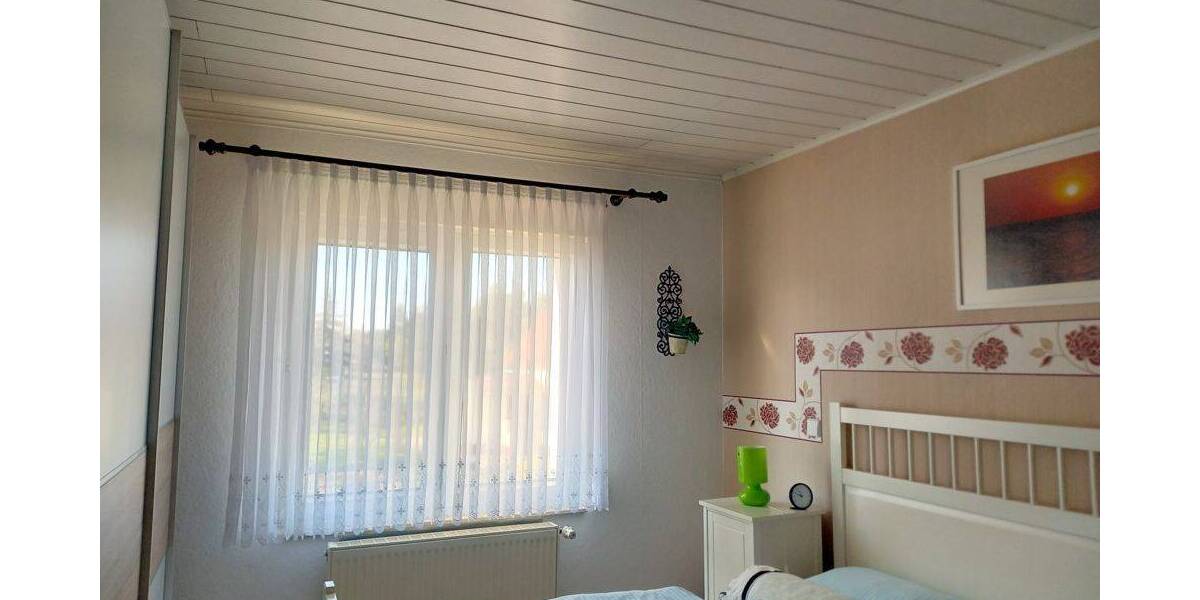Doppelhaushälfte Weißwasser - 5 Zimmer, 130 m&sup2;, 250.000&euro; | Angebot:26260700