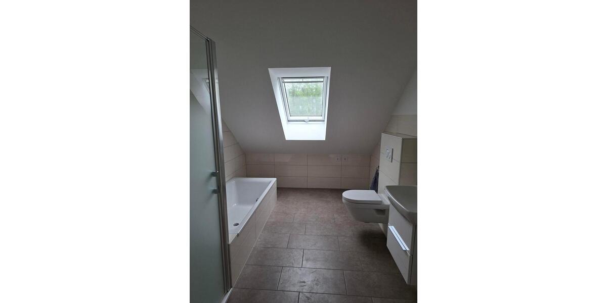 Dachgeschoßwohnung Heilbad Heiligenstadt - 4 Zimmer, 112 m&sup2;, 952&euro; | Angebot:26635145