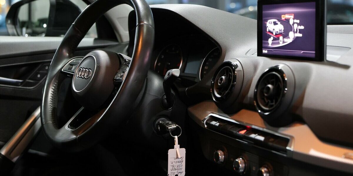 Audi Q2 1.4 TFSI SPORT / 1.HAND / ABN.AHK / PDC / SHZ 138.000 km 14.522 &euro; Hamm 59077