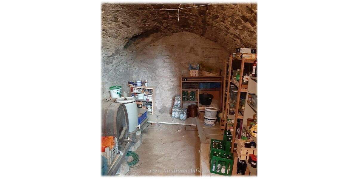 Mehrfamilienhaus, Wohnhaus Oedheim - 6 Zimmer, 226 m&sup2;, 398.500&euro; | Angebot:26160586