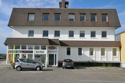 Büro-Praxisräume von 18 - 64 m² an der B45 - BeerfeldenOdw. zimmer