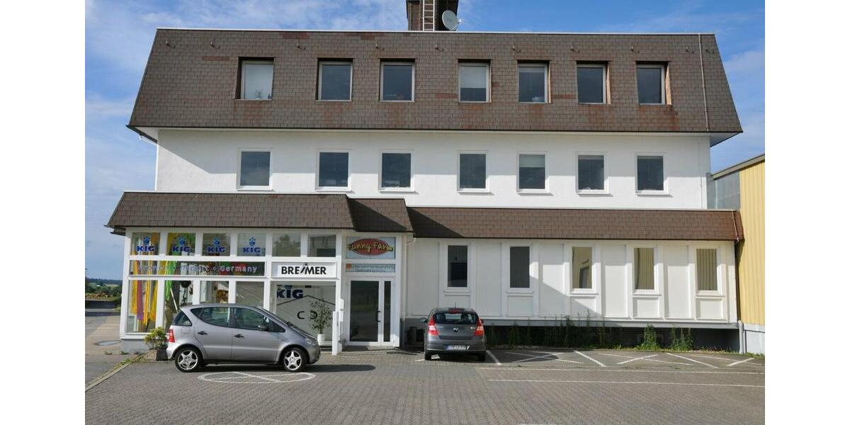 Büro-Praxisräume von 25 - 64 m² an der B45 - BeerfeldenOdw. zimmer